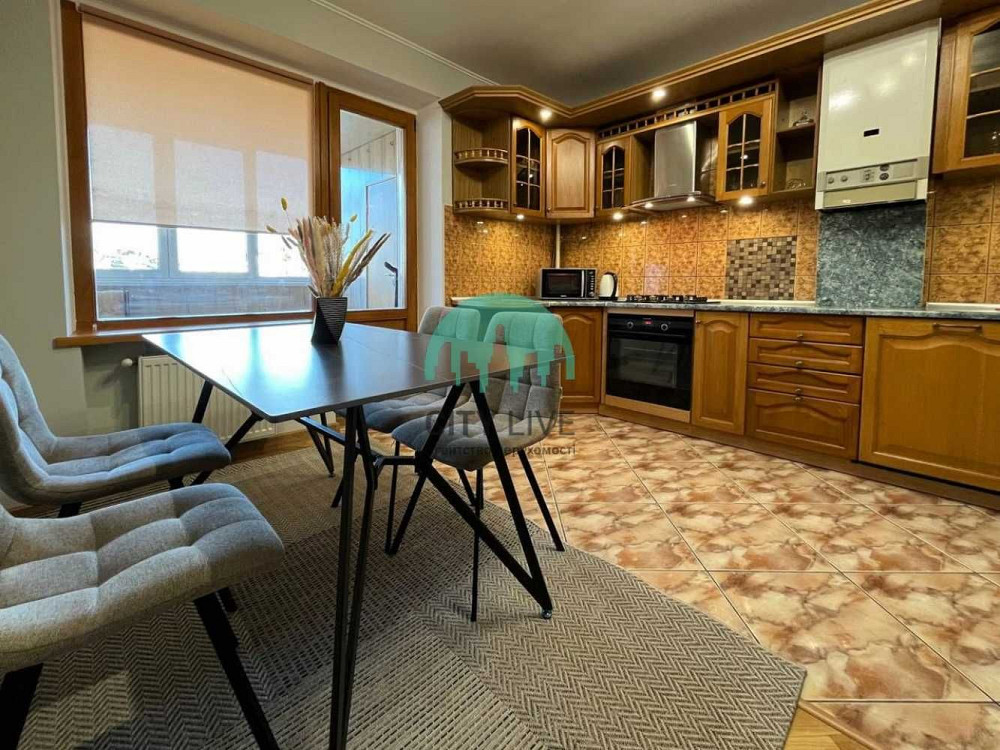 Оренда дворівневої квартири в Центрі. Власне паркомісце (38) Ивано-Франковск - изображение 3