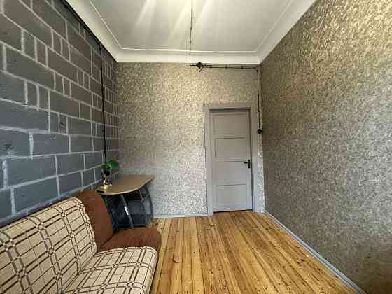 Здам 2 кк вул. Депутатська, 14 метро Святошин Киев