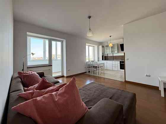 Двокімнатна квариира  за приємною ціною з гарним стильним ремонтом! Ивано-Франковск