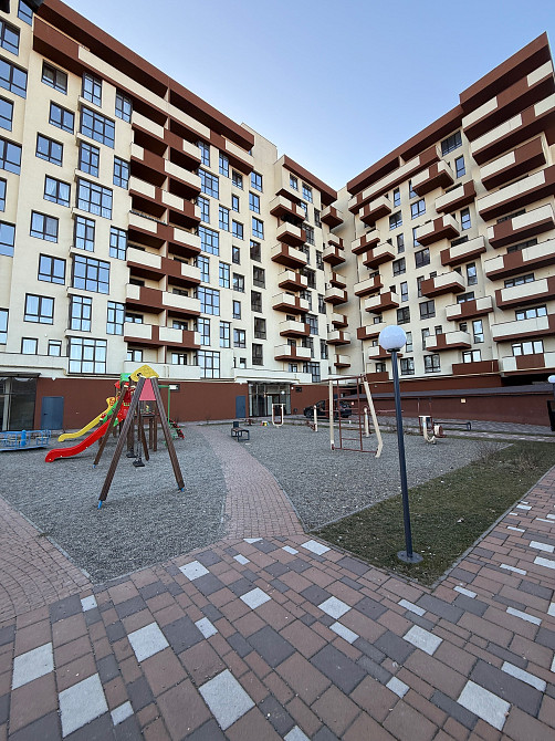 Продаж просторої квартири ЖК "Панська Вертикаль" Стрый - изображение 1