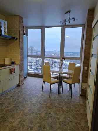 сучасна невеличка 2-х кімнатна квартира в ж.к. Лебединий Киев