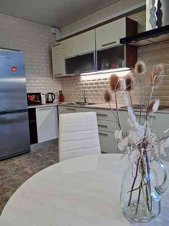 сучасна невеличка 2-х кімнатна квартира в ж.к. Лебединий Киев