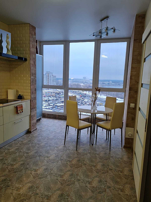 сучасна невеличка 2-х кімнатна квартира в ж.к. Лебединий Київ - зображення 3