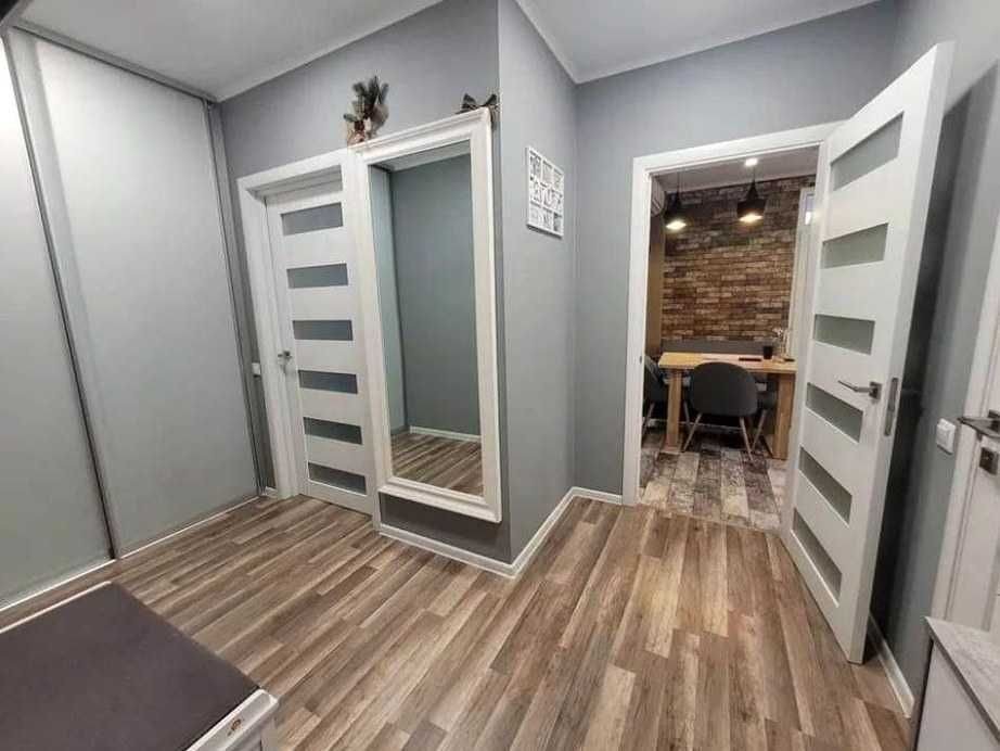 Однокімнатна квартира на Сергія Данченка Киев - изображение 7