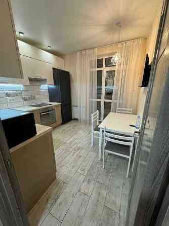 Здається в оренду 2к квартира на площі Тараса Шевченка Киев