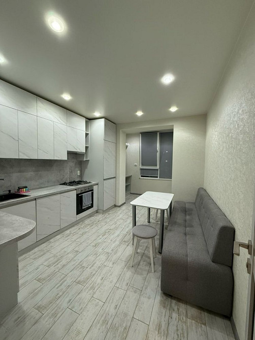 Аренда ЖК Брама 1 комнотная кв/ Слобожанське /лівий берег /новострой Слобожанское - изображение 1