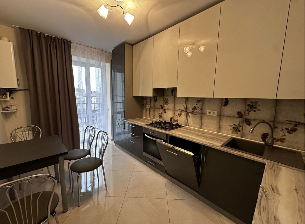 Оренда 3 кімнатна квартира Майзлі вул.Незалежності 146 Центр Ивано-Франковск - изображение 1