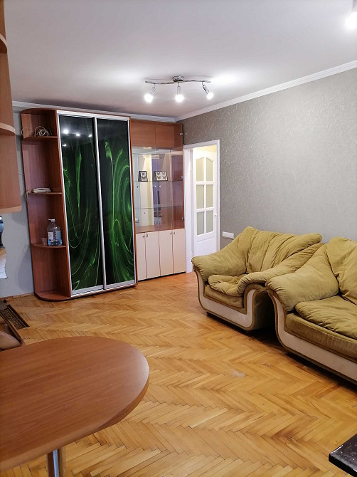 Аренда трехкомнатной квартиры. Малый рынок Запорожье - изображение 1