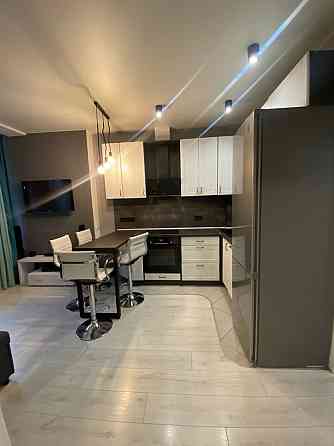 Оренда 2к квартири в ЖК Республіка ! Киев