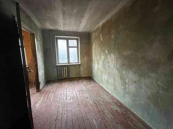 Продам 3к квартиру ул.Янгеля 1/р-н Титова. Лучший 2эт! Не угловая! Дніпро