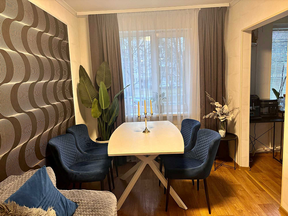 Продаж стильноі 4 кімнатної квартири з ремонтом!  Кухня студія! Біла Церква - зображення 3