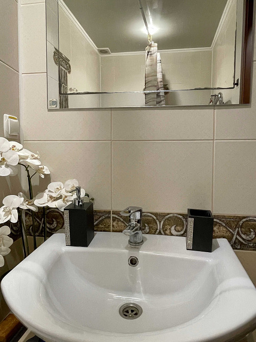 Продаж стильноі 4 кімнатної квартири з ремонтом!  Кухня студія! Біла Церква - зображення 8