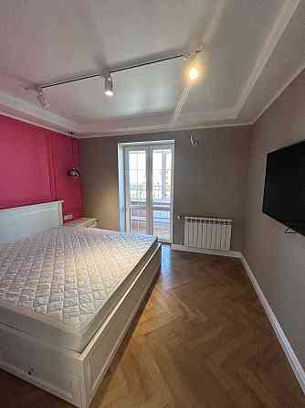 Продам 2-кімнатну квартиру 95 м2 на Маршала Говорова з видом на море Одеса