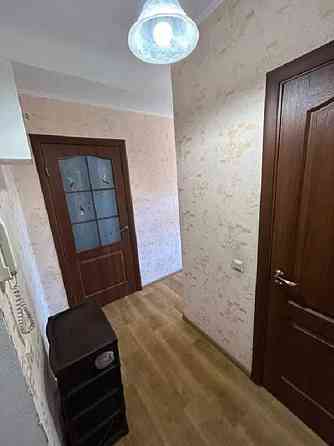 Продається 1-к метро Чернігівська  Лісовий Масив Киев