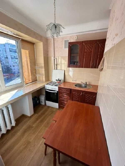 Продається 1-к метро Чернігівська  Лісовий Масив Киев - изображение 1