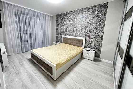 2-кімнатна в ЖК «На Щасливому». Вільна. В наявності. Заселений будинок Ровно