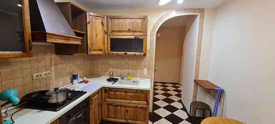 Сдам двушку біля метро Героїв Дніпра Киев