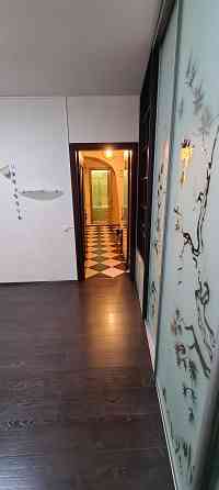 Сдам двушку біля метро Героїв Дніпра Киев