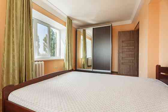 Здам 3-кім-ну, від власника, без комісії, 5 хв. до ст.м. Васильківська Киев