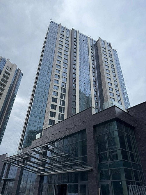 ЖК Новопечерские Липки, 2 комнатная, 81м2 переуступка. Киев - изображение 1