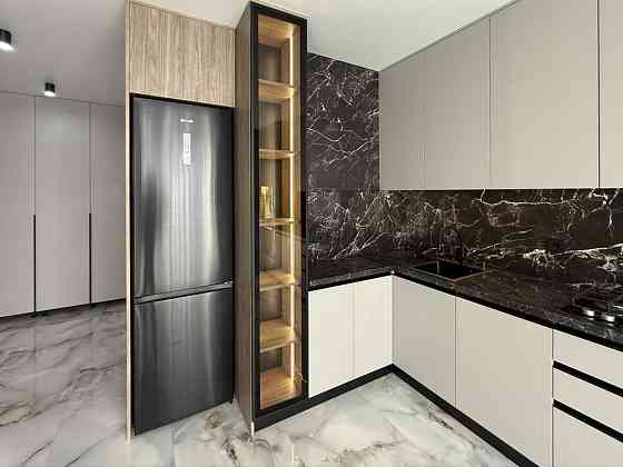 Центр , стильна 1кім+ кухня вітальня Новобудова на вул . Бандери! Івано-Франківськ