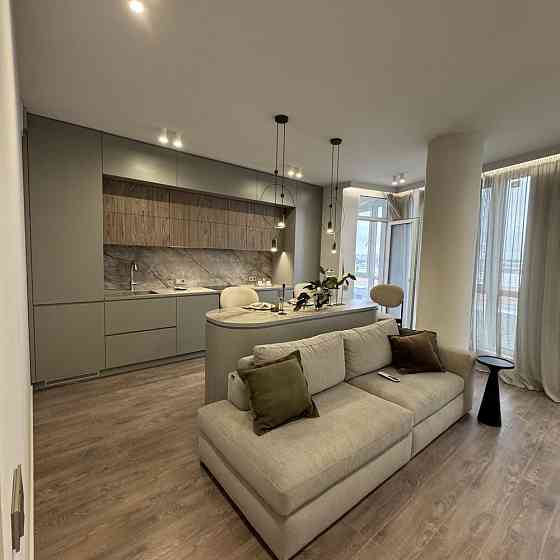 Двокімнатна квартира з ремонтом Киев