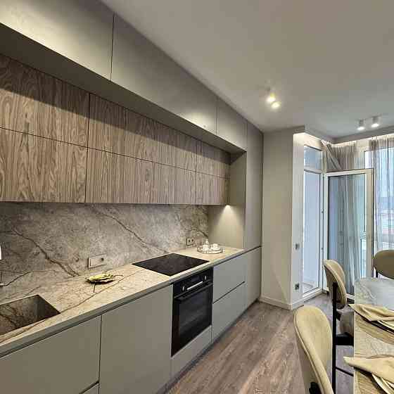 Двокімнатна квартира з ремонтом Киев