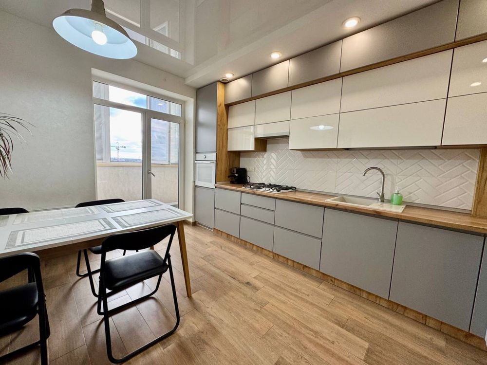 Продаж просторої квартири в новобудові з якісним ремонтом Солонка (Львівська обл.) - зображення 1