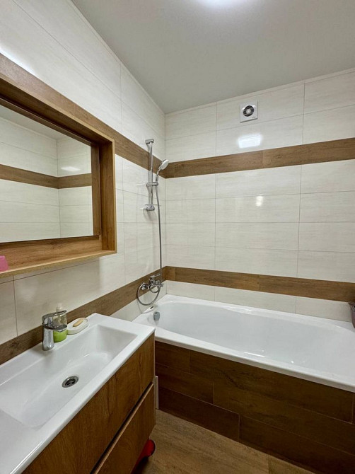 Продаж просторої квартири в новобудові з якісним ремонтом Солонка (Львівська обл.) - зображення 8