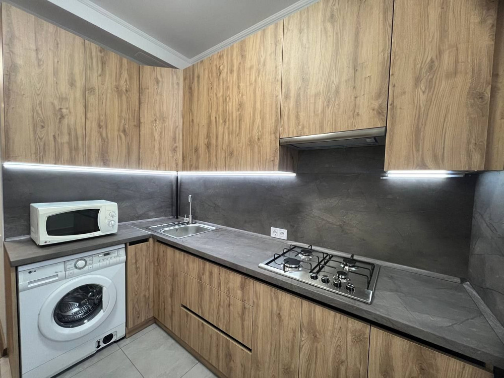 Здам 3х к. квартиру пр. Соборний Новий Ремонт Запоріжжя - зображення 2