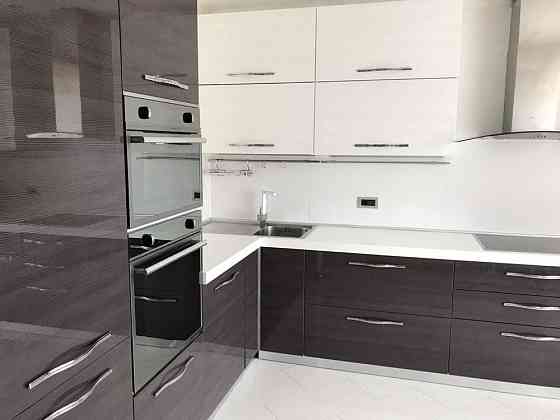 Оренда квартири вул.Ревуцького, метро Харківська. Киев