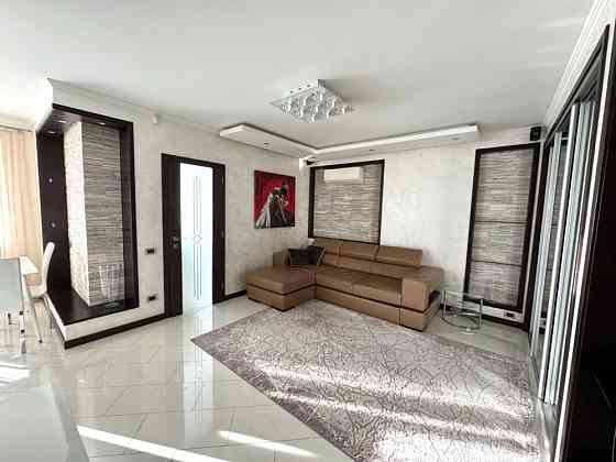 Оренда квартири вул.Ревуцького, метро Харківська. Киев