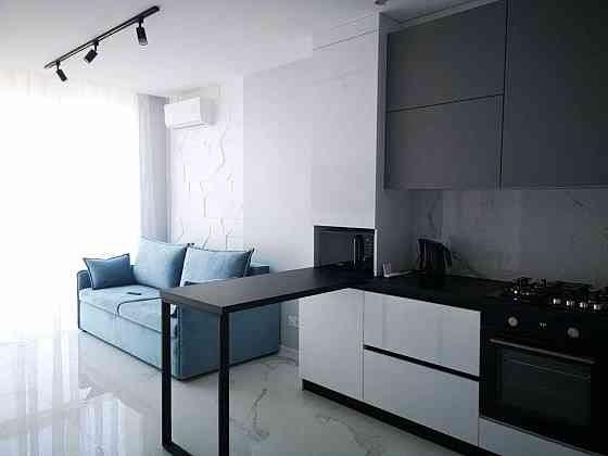 Оренда СУЧАСНОЇ квартири по вул. Шевченка, до центру 15 хв ходьби Львов