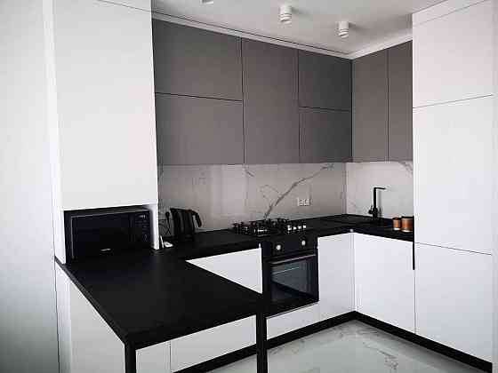 Оренда СУЧАСНОЇ квартири по вул. Шевченка, до центру 15 хв ходьби Львов