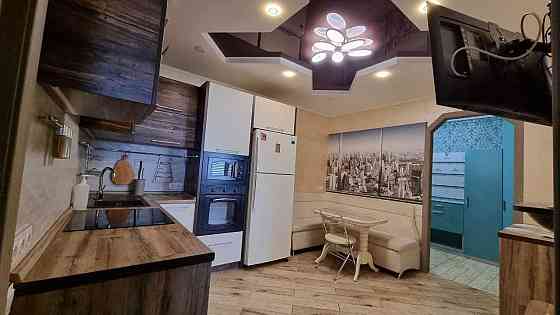 Здається гарна двох кімнатна видова квартира Киев