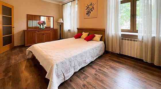 Аренда 2-к центр Печерск м. Кловская Арсенальная Кловский спуск 14/24 Киев