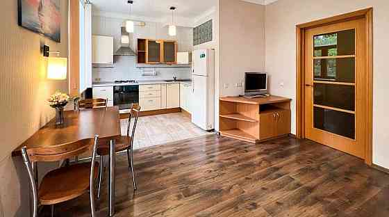 Аренда 2-к центр Печерск м. Кловская Арсенальная Кловский спуск 14/24 Киев