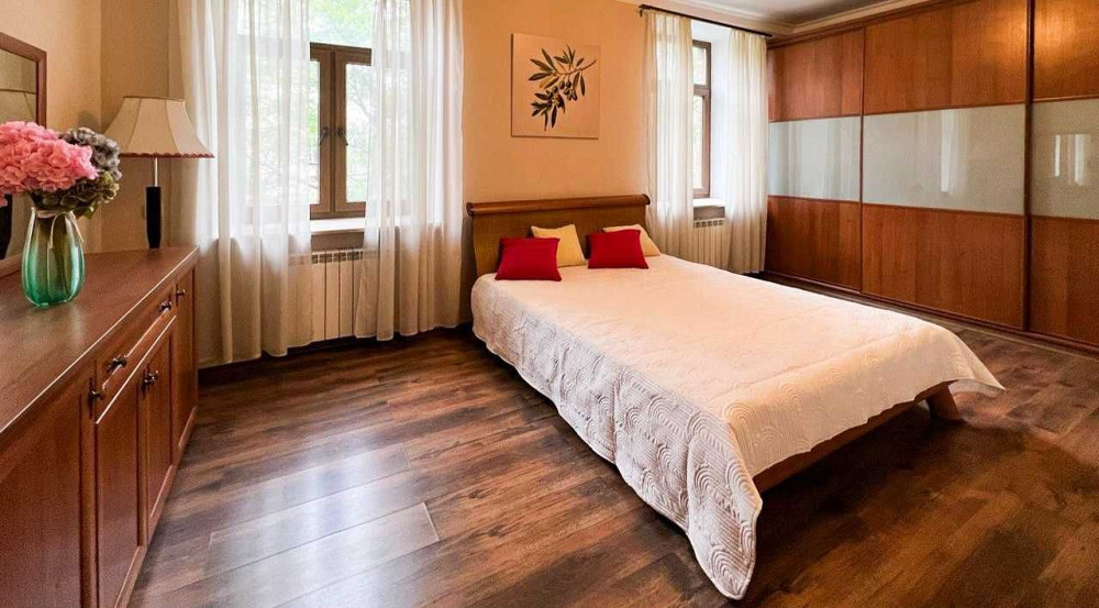 Аренда 2-к центр Печерск м. Кловская Арсенальная Кловский спуск 14/24 Киев - изображение 2