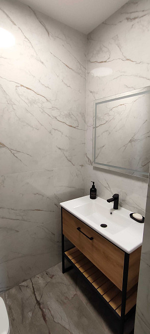 Продам 2к квартиру Варшавский плюс евроремонт Правды 51 Ретровиль Киев - изображение 3