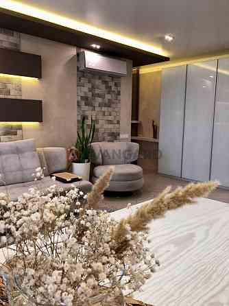 Левобетежный продам квартиру 91м2 с дизайнерским ремонтом Дніпро