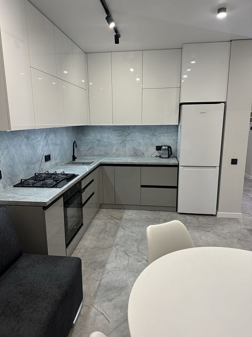 Оренда квартири в новобудові Ровно - изображение 1