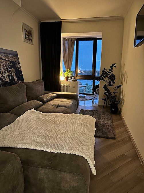 Здам 2-х кімнатну просторову квартиру 56 кв.м. Дніпро - зображення 1