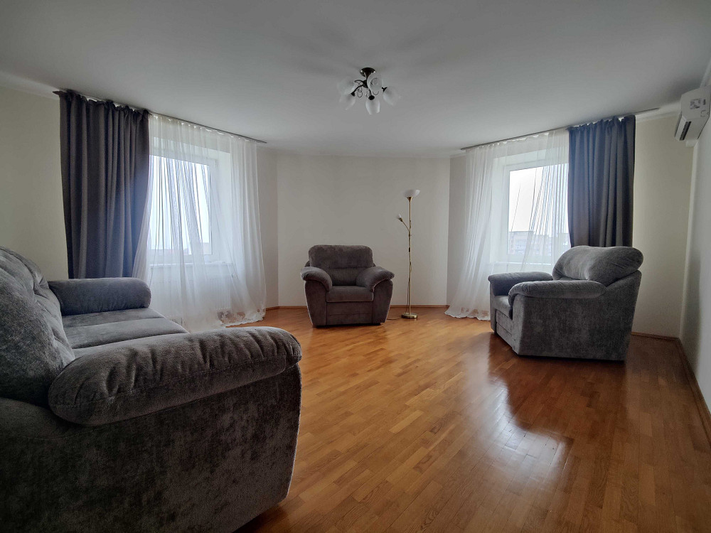 Оренда видової 2-кімнатної квартири в центрі Черкас Черкаси - зображення 3