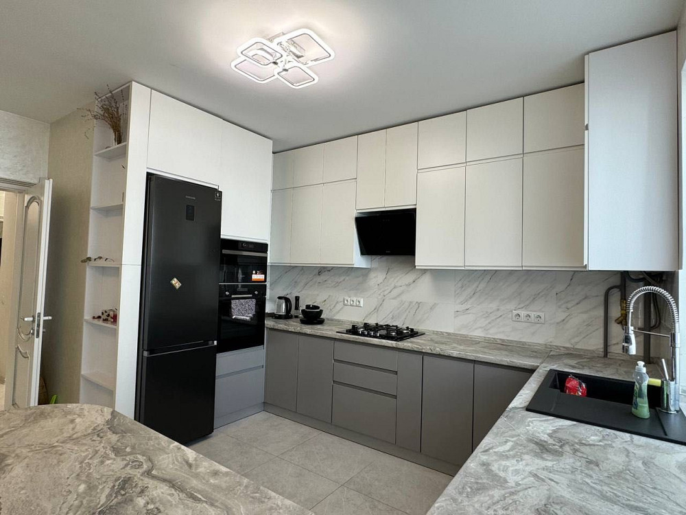 Оренда стильної 2, к з кухнею студією Національної Гвардії Івано-Франківськ - зображення 2