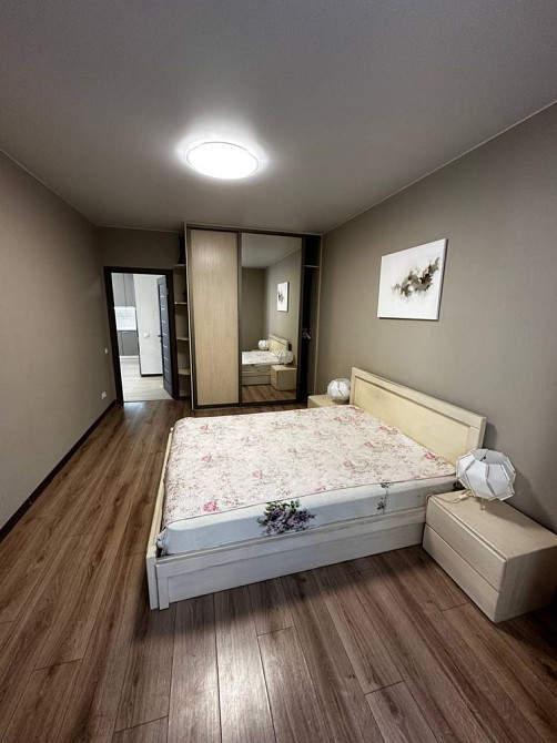 СуперЦіна! 2-кімнатна в заселеній новобудові! Виставка, меблі,техніка Хмельницький - зображення 3