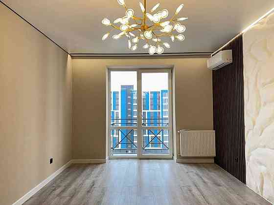 Вигідна пропозиція! Простора двокімнатна квартира 76кв.м Івано-Франківськ