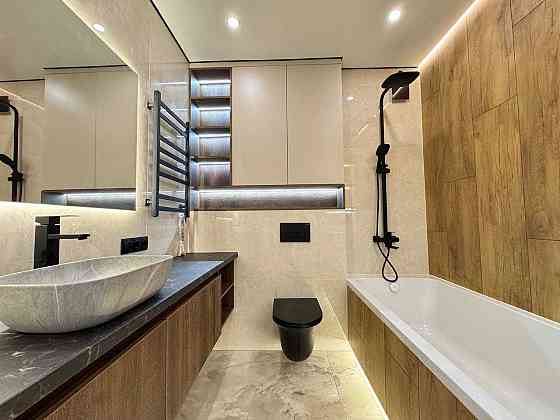 Вигідна пропозиція! Простора двокімнатна квартира 76кв.м Івано-Франківськ