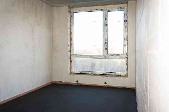 Однушка з підземним паркінгом - Сховищем | до центру 15хв автівкою Киев