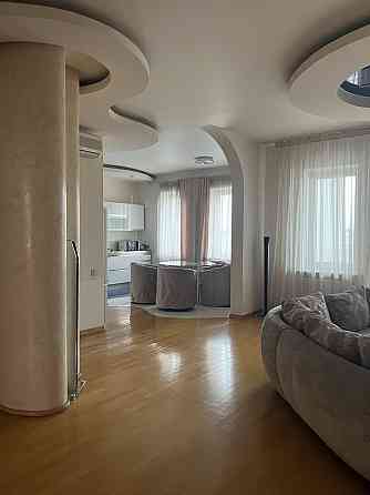 Аренда 3-кімнатної квартири, вул.Ковпака,17 Киев