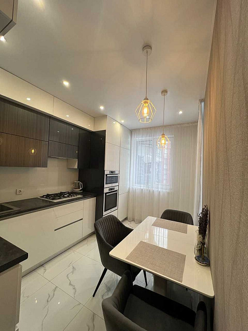 Оренда 2 кімнатної квартири по пр. Чорновола у "Авалоні", перше кільце Львів - зображення 1